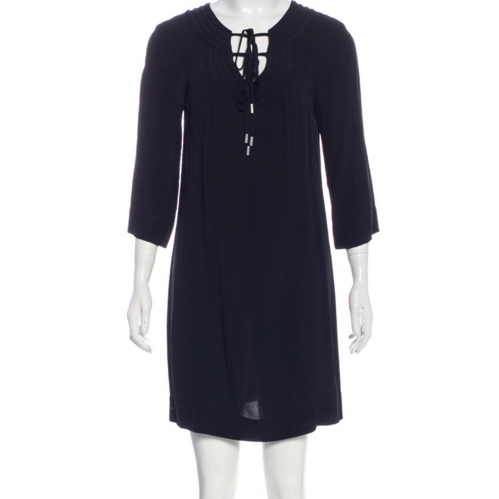 Diane Von Furstenberg Dress, Relaxed, Soft Style w/Tassels & Scooped Neck, EUC